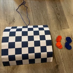 Felt checkers board